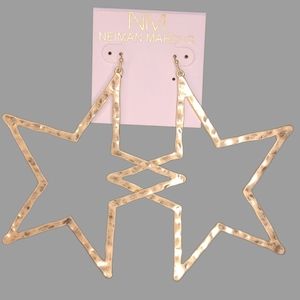 🆕️NEW!! Neiman Marcus Large Gold Star Hoop Earrings✨️